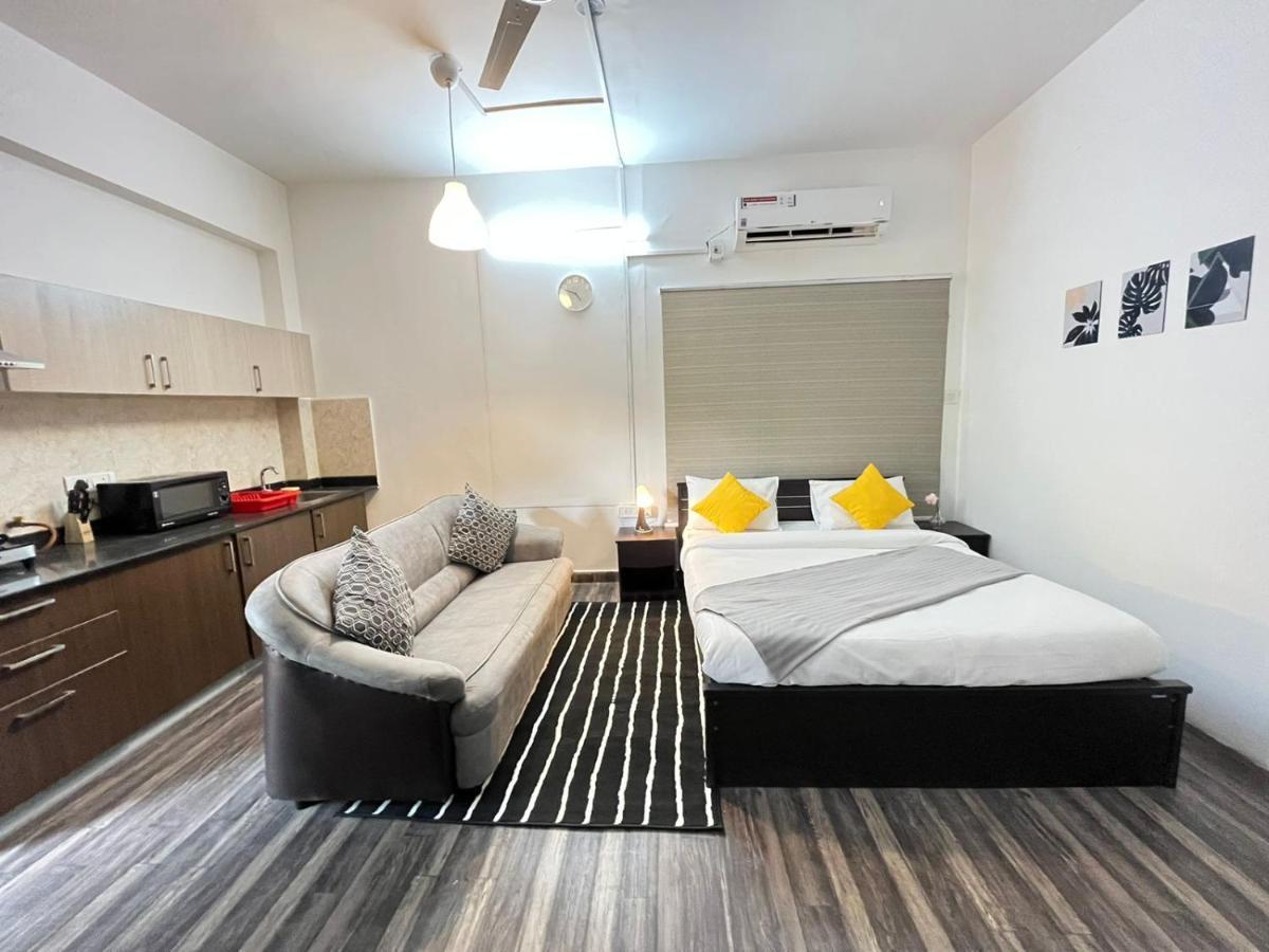 Bedchambers Serviced Apartments, Hyderabad Exterior photo