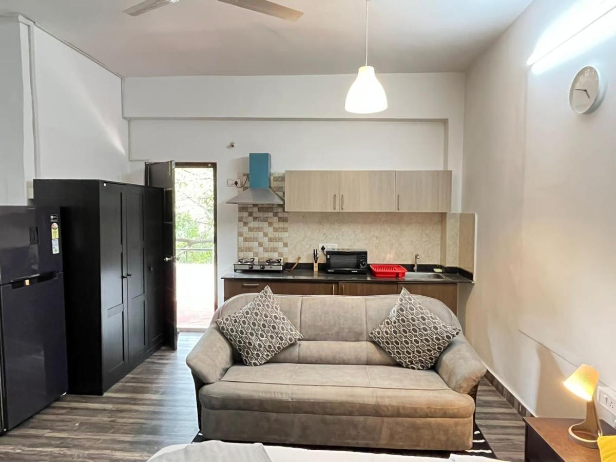 Bedchambers Serviced Apartments, Hyderabad Exterior photo