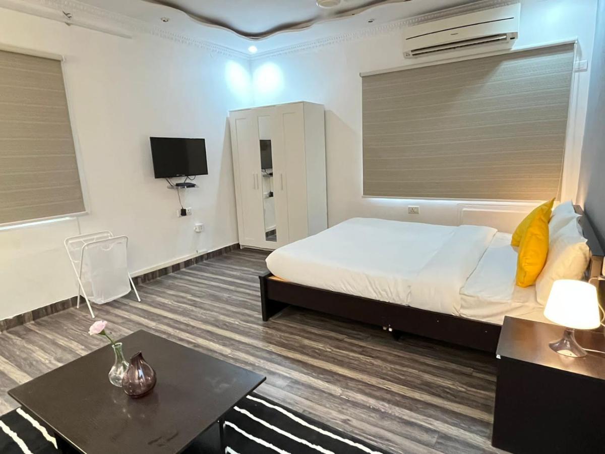 Bedchambers Serviced Apartments, Hyderabad Exterior photo